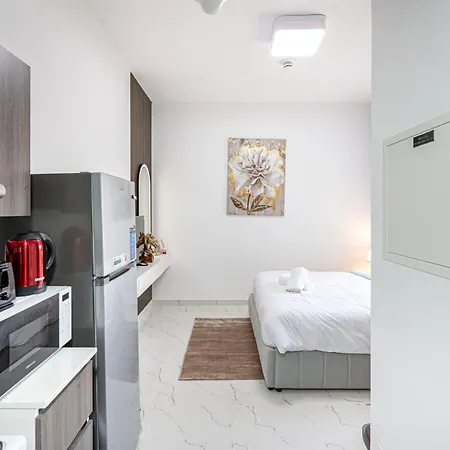 Stylish Studio With Stunning Views In Dubailand Exterior photo