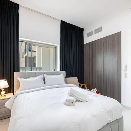 Stylish Studio With Stunning Views In Dubailand Exterior photo